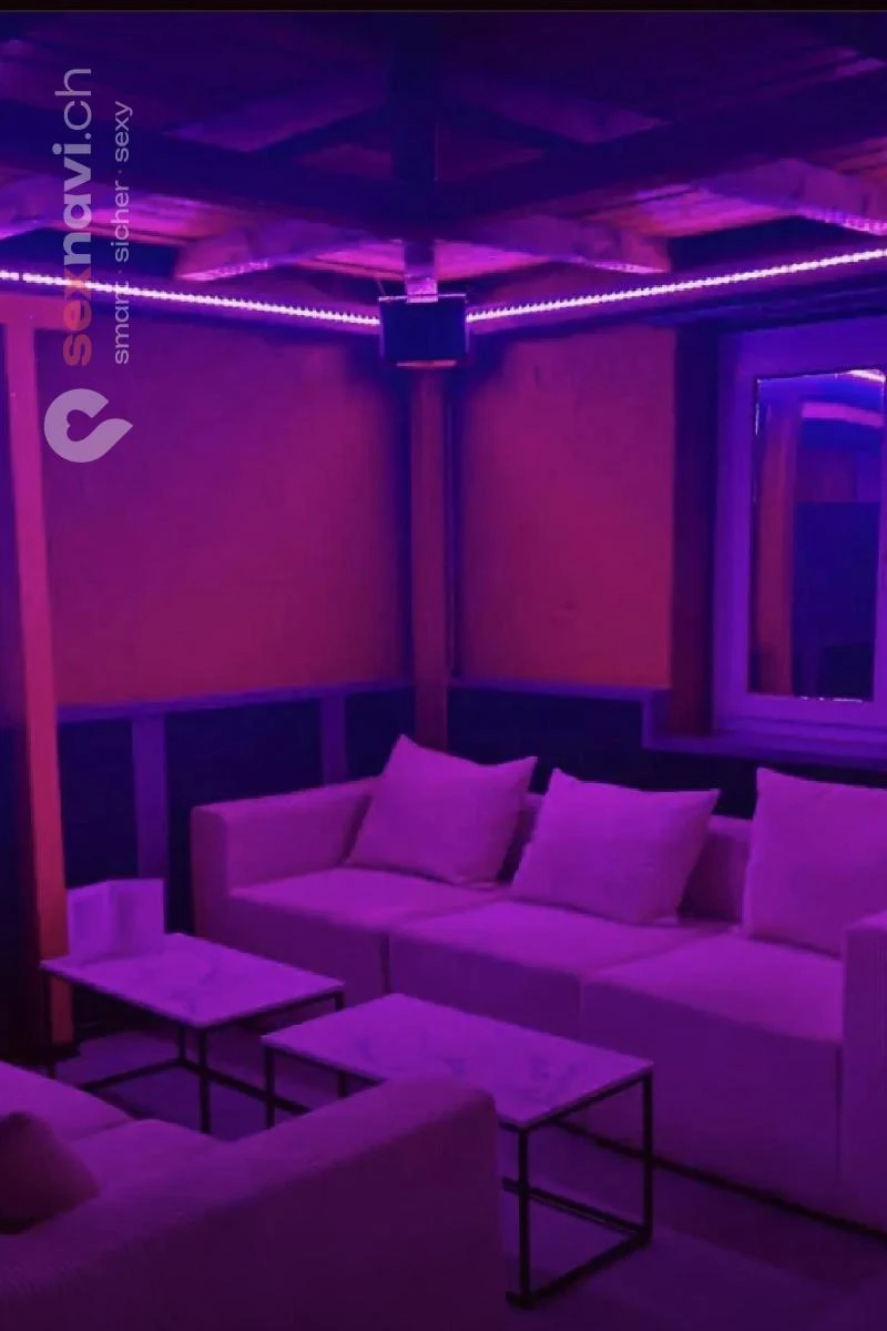 Whisper Club Whisper Club Fribourg / Freiburg