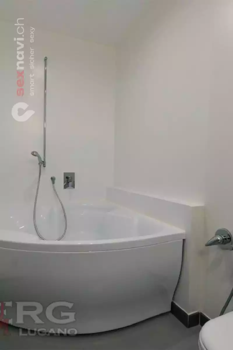 J Club Wellness J Club Wellness Tessin