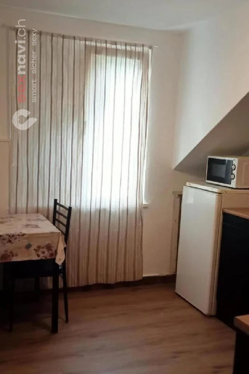 zu vermieten in Mels 🔥 Diskrete Adresse 🔥 St.Gallen, Schweiz, Heiligkreuz (Mels)