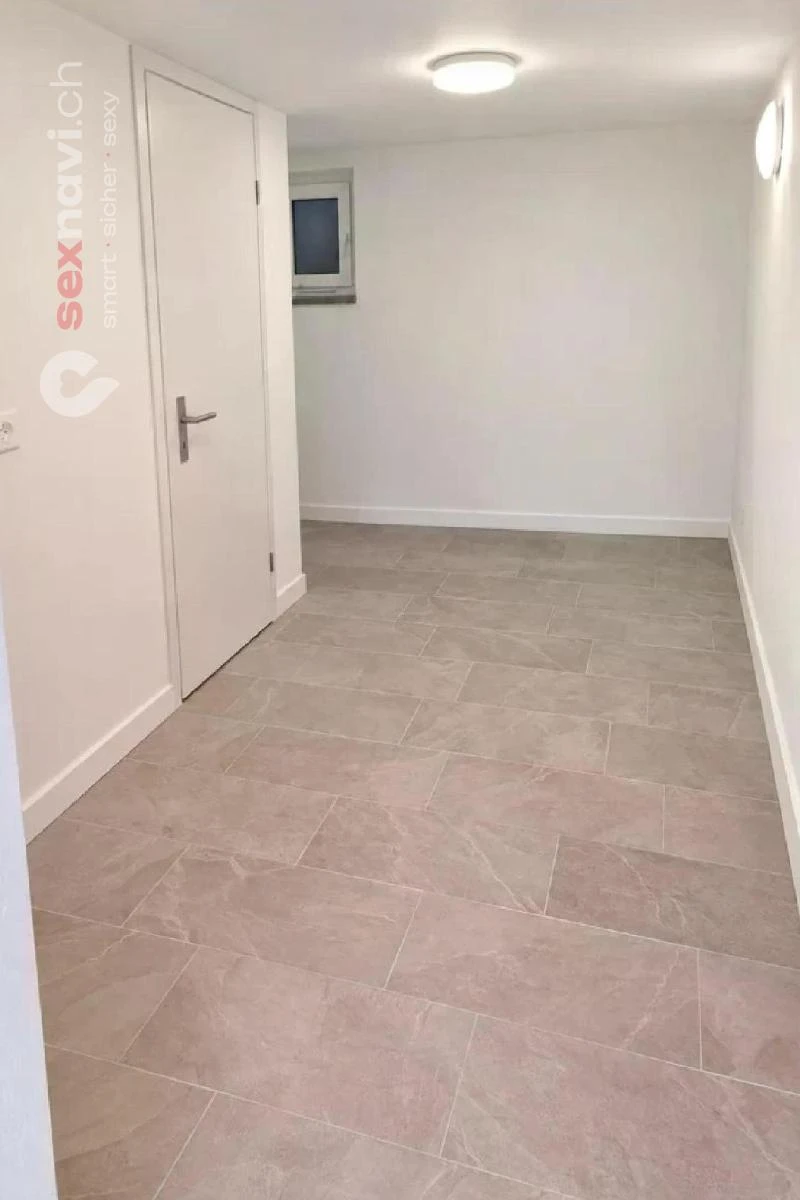 ❗Nur f&uuml;r Massage ❗ 2 Zimmer zum Arbeiten Z&uuml;rich Umgebung, Embrach, Schweiz