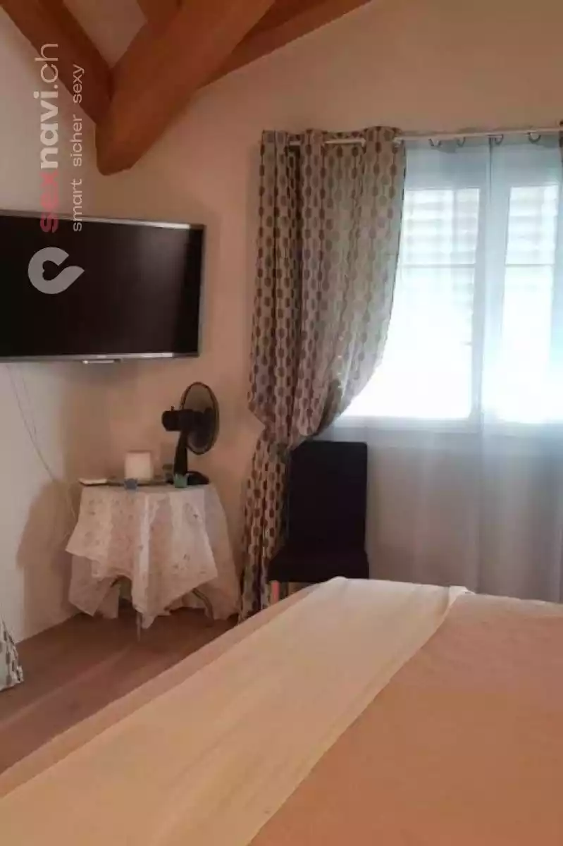 EROTIK ZIMMER BIBEREN Bern Stadt, Rizenbach, Schweiz