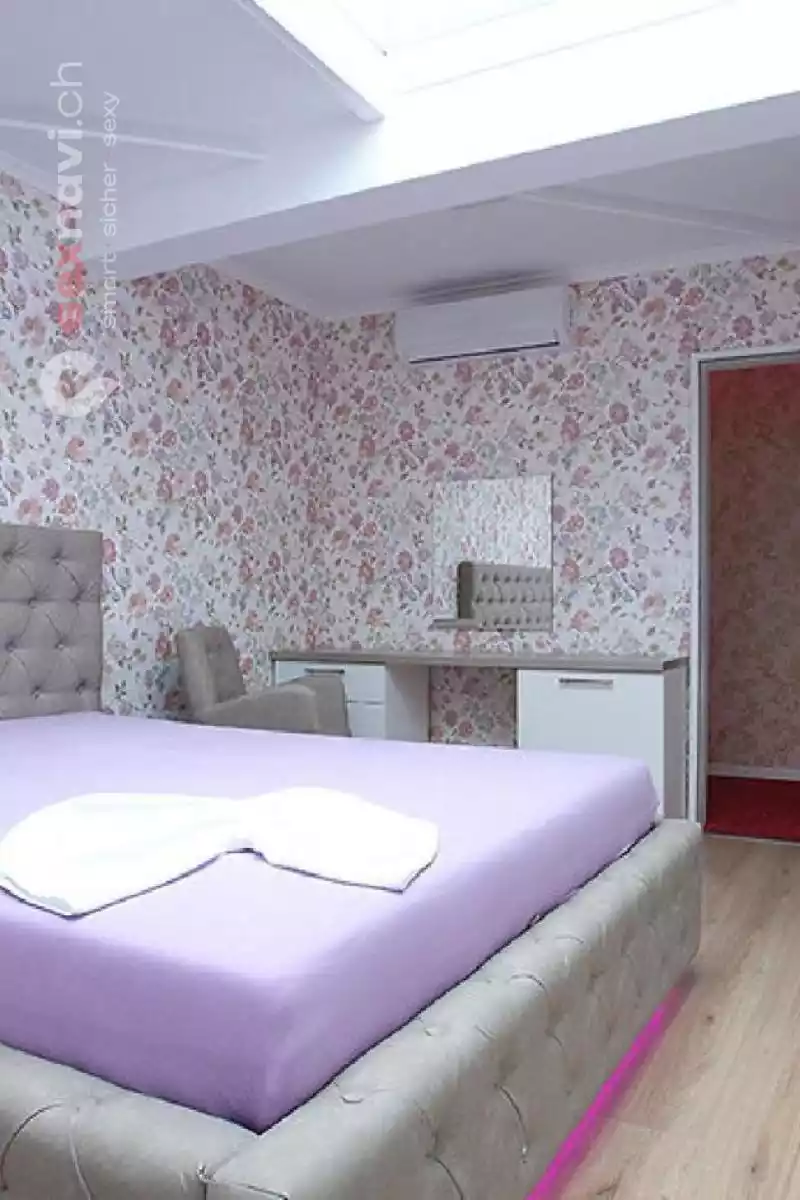 TOP LOCATION mega Zimmer Oensingen, Schweiz, Solothurn