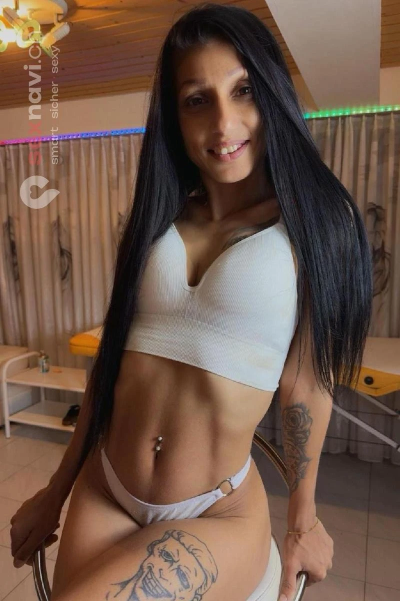 Jasmin Dauerfeuchte skinny Lady 🔥 Schweiz, Solothurn, Trimbach