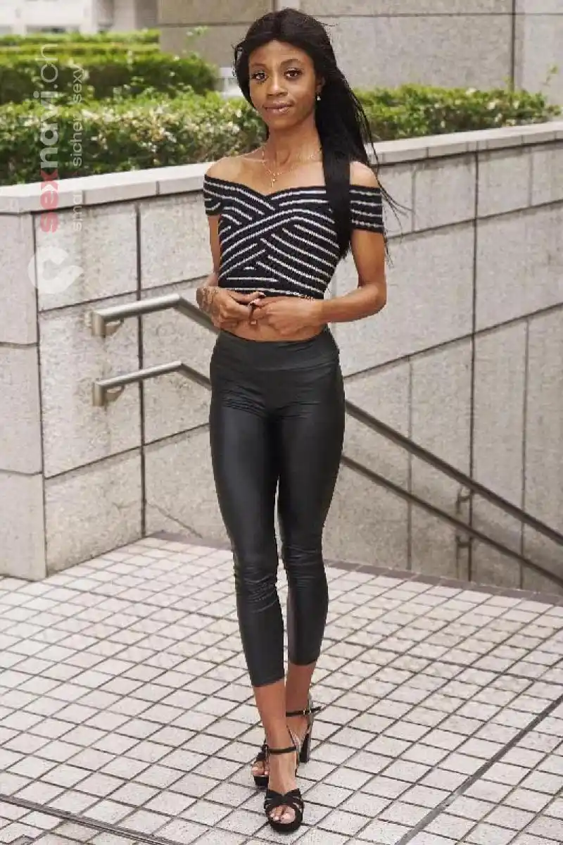 Moana TEEN FRENCH TEEN COME IN MOUTH Jura, Schweiz, Biel/Bienne - Grenchen, Solothurn, Yverdon-les-Bains