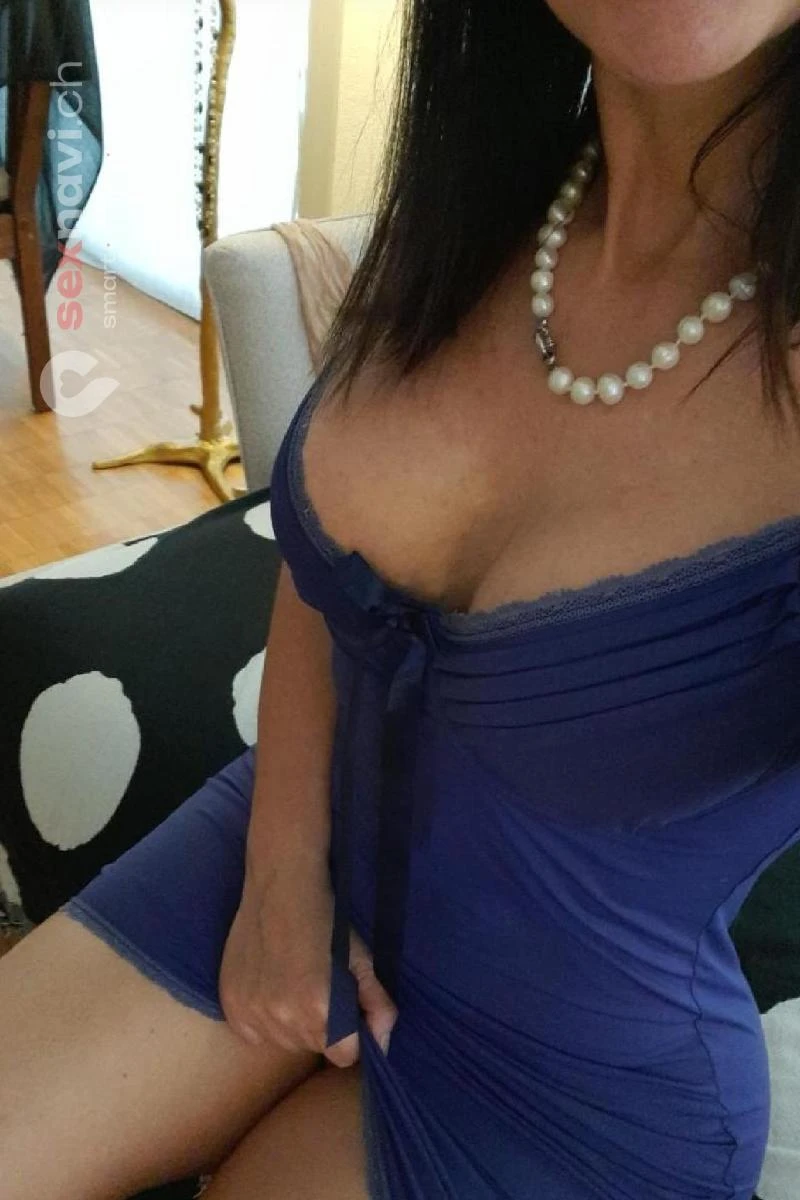 Francesca MILF Geile MILF 💗 Liechtenstein, Graub&uuml;nden, Landquart, Schweiz, Tessin