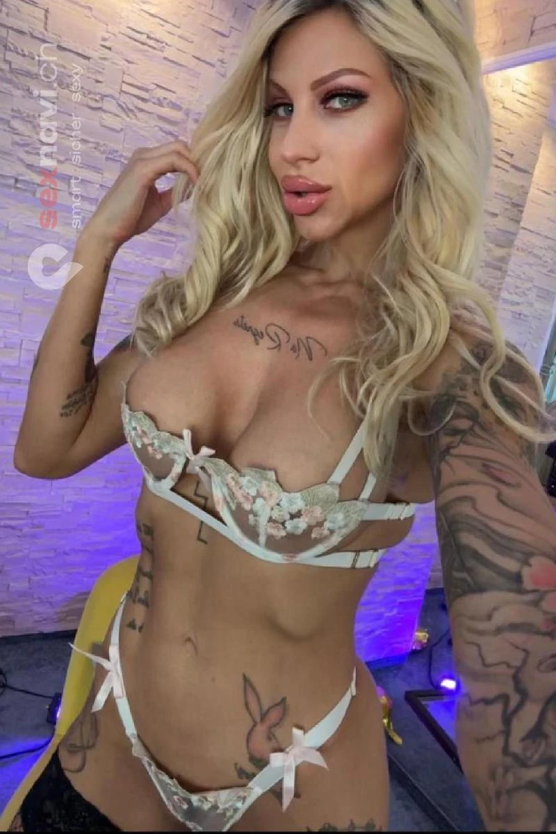 Nicole BLONDIE POR!NSTAR Zug, Luzern, Aargau, Schweiz, Luzern