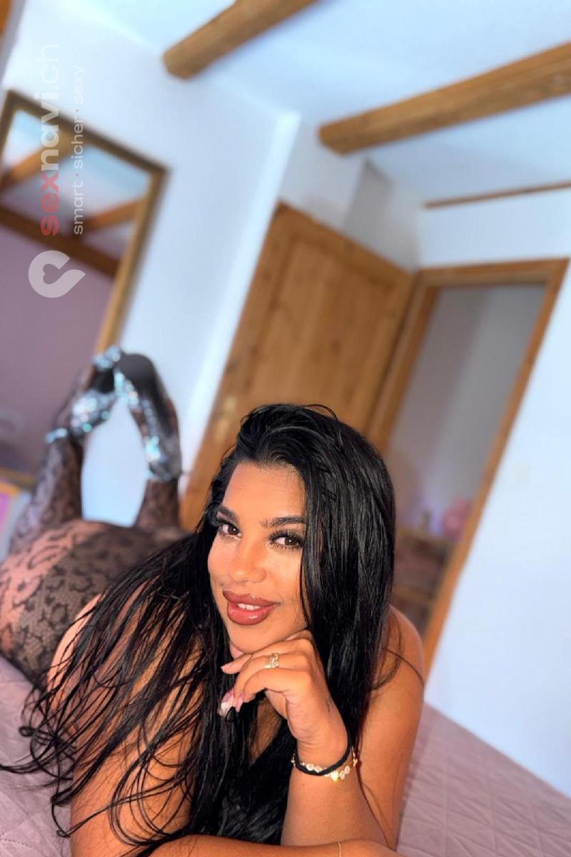 DORA Anal Hure schluckt Sperma Basel, Basel, Schweiz