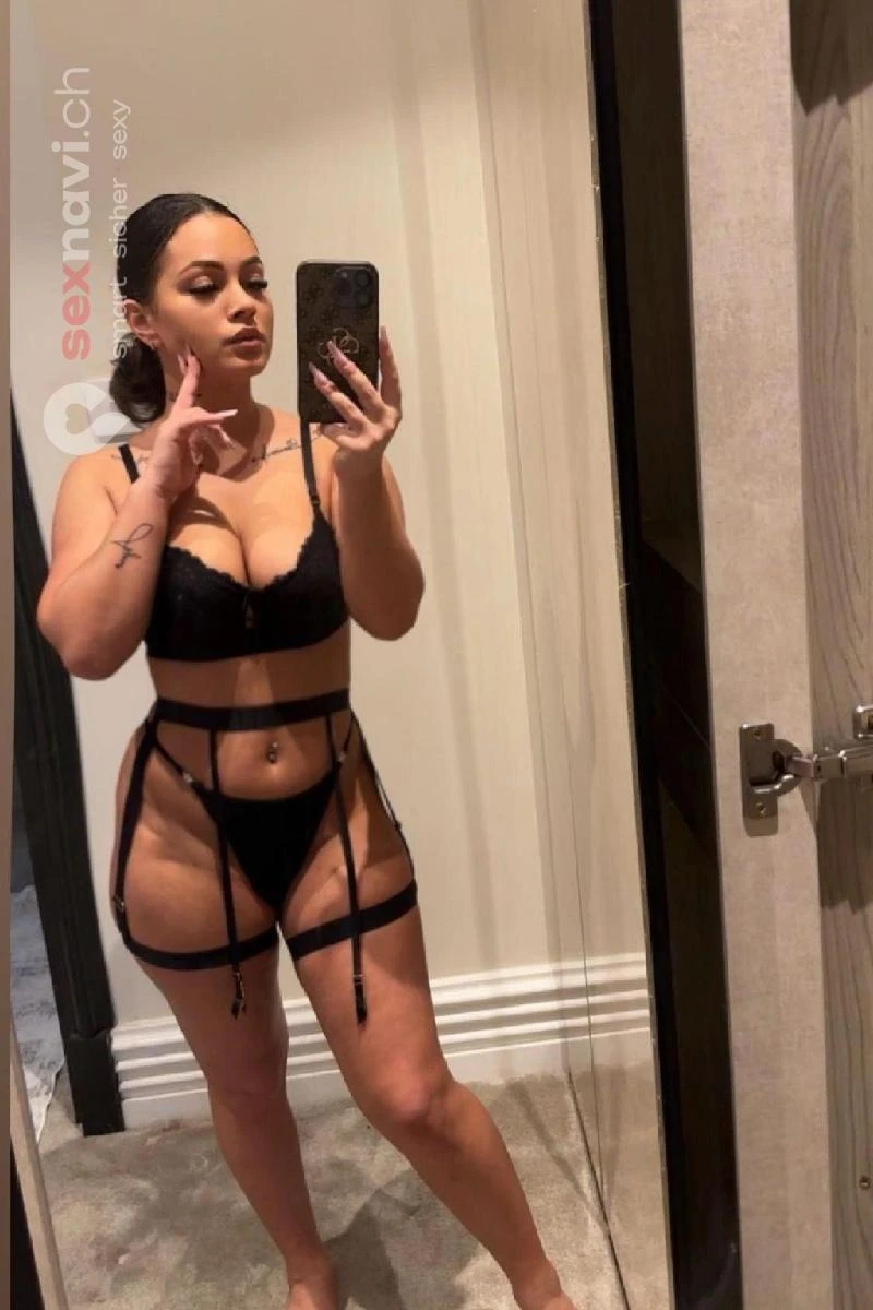 Jessy 💗 Castello 💗 Z&uuml;rich Umgebung, Zug, Schweiz, Brunnen, Schwyz