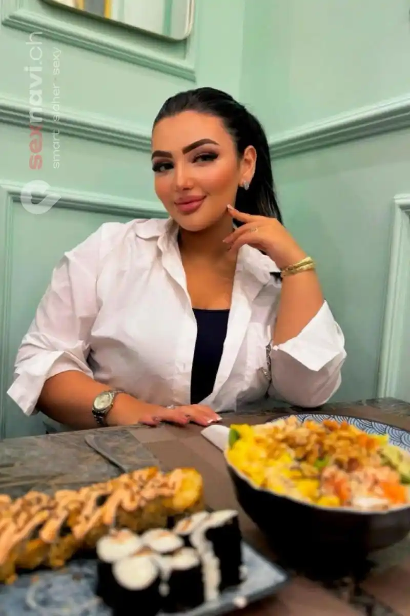 Channel CHUBBY TEEN CHUBBY ANAL SEX Jura, Schweiz, Biel/Bienne - Grenchen, Solothurn, La Chaux-de-Fonds