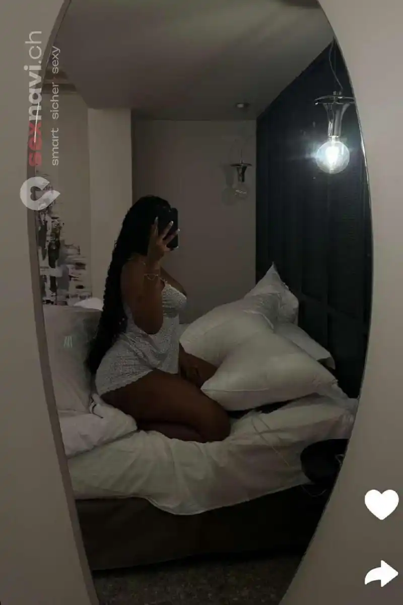 Naomi  Waadt, Wallis, Schweiz, Recherswil, Fribourg / Freiburg