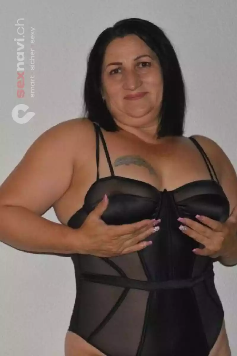 Sofi Geile MILF Basel, Aargau, Schweiz, Solothurn, Trimbach