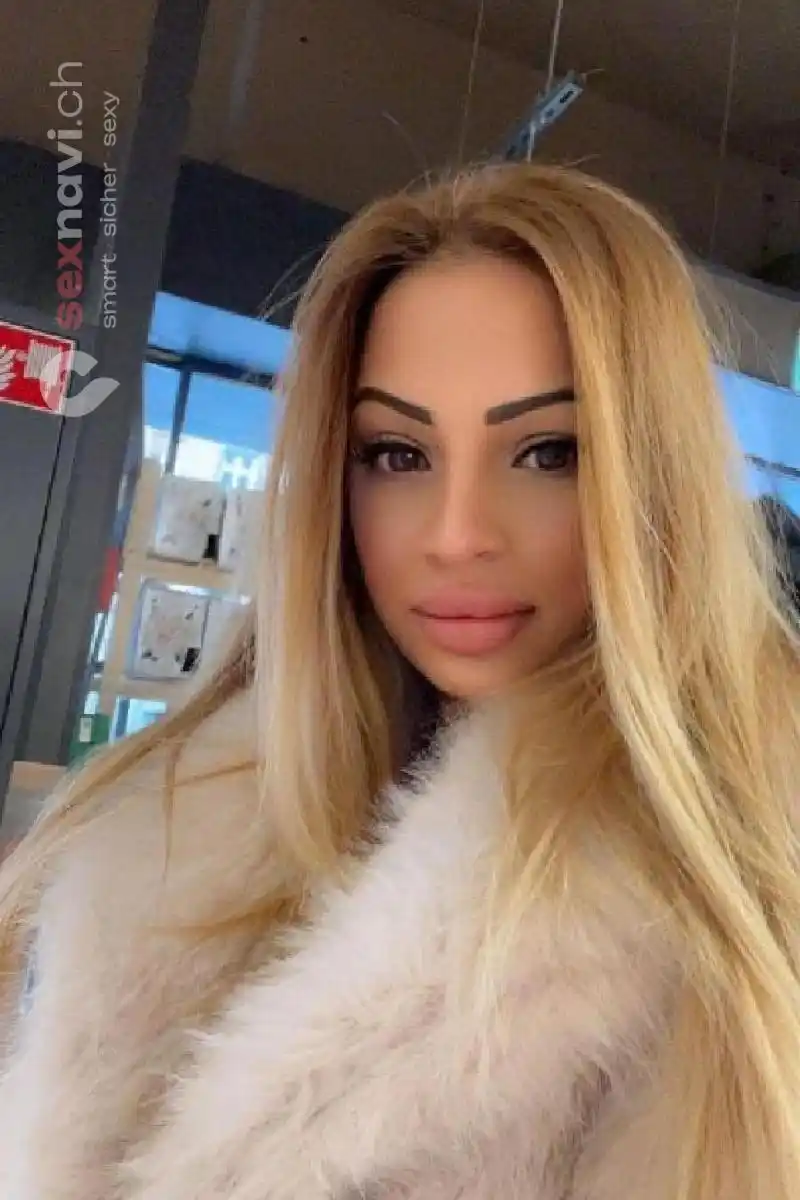 RENI Brandheisser Mega-Fick... Basel, Basel, Schweiz