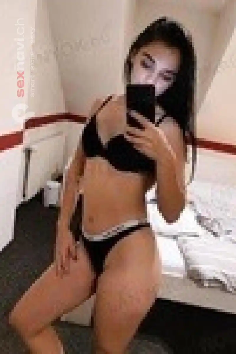 Lia Skinny  Ab 24.12 Skinny Teeny (44kg) &Ouml;sterreich, Schweiz, Luzern , Eschenbach LU