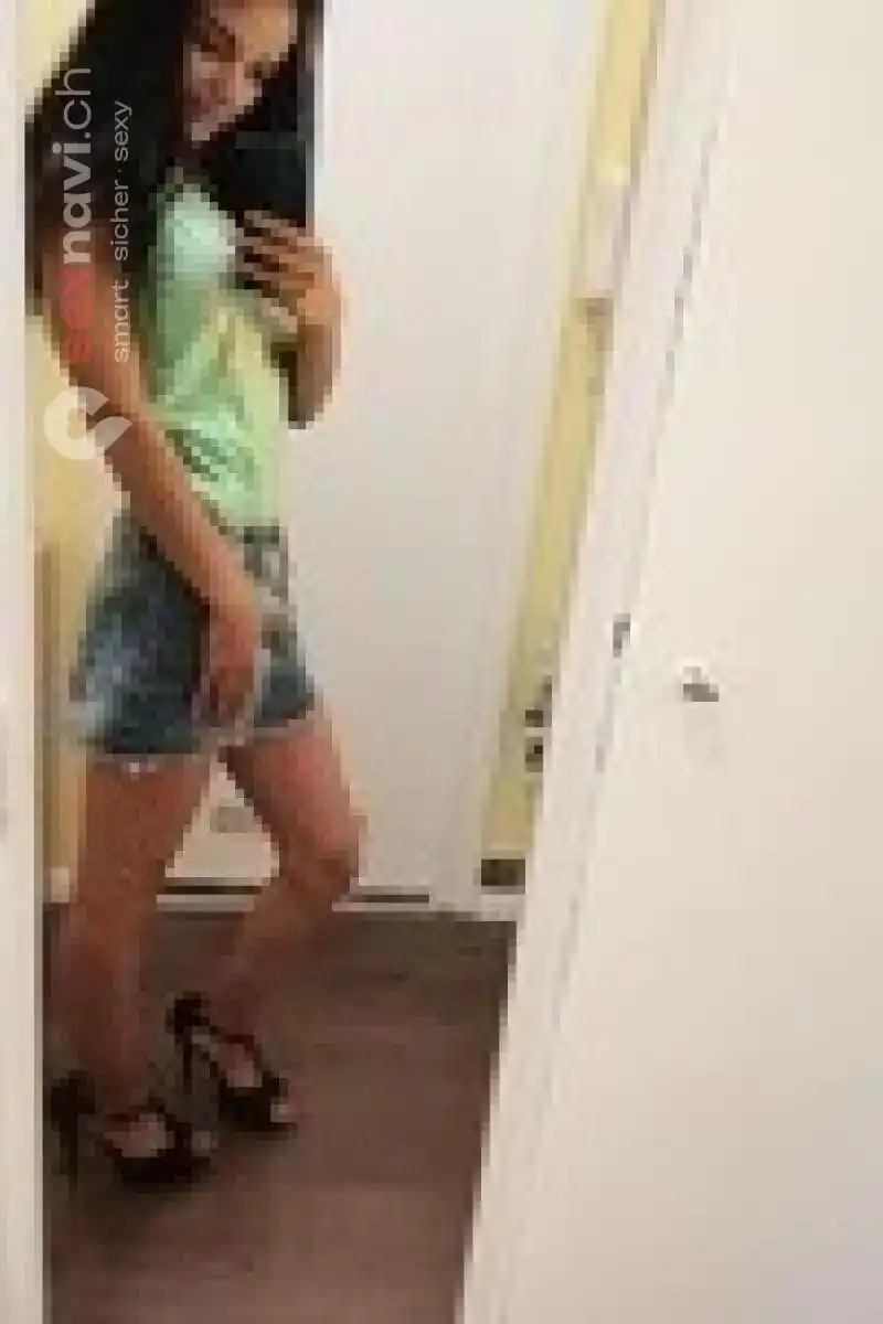 Lia Skinny  Ab 24.12 Skinny Teeny (44kg) &Ouml;sterreich, Schweiz, Luzern , Eschenbach LU