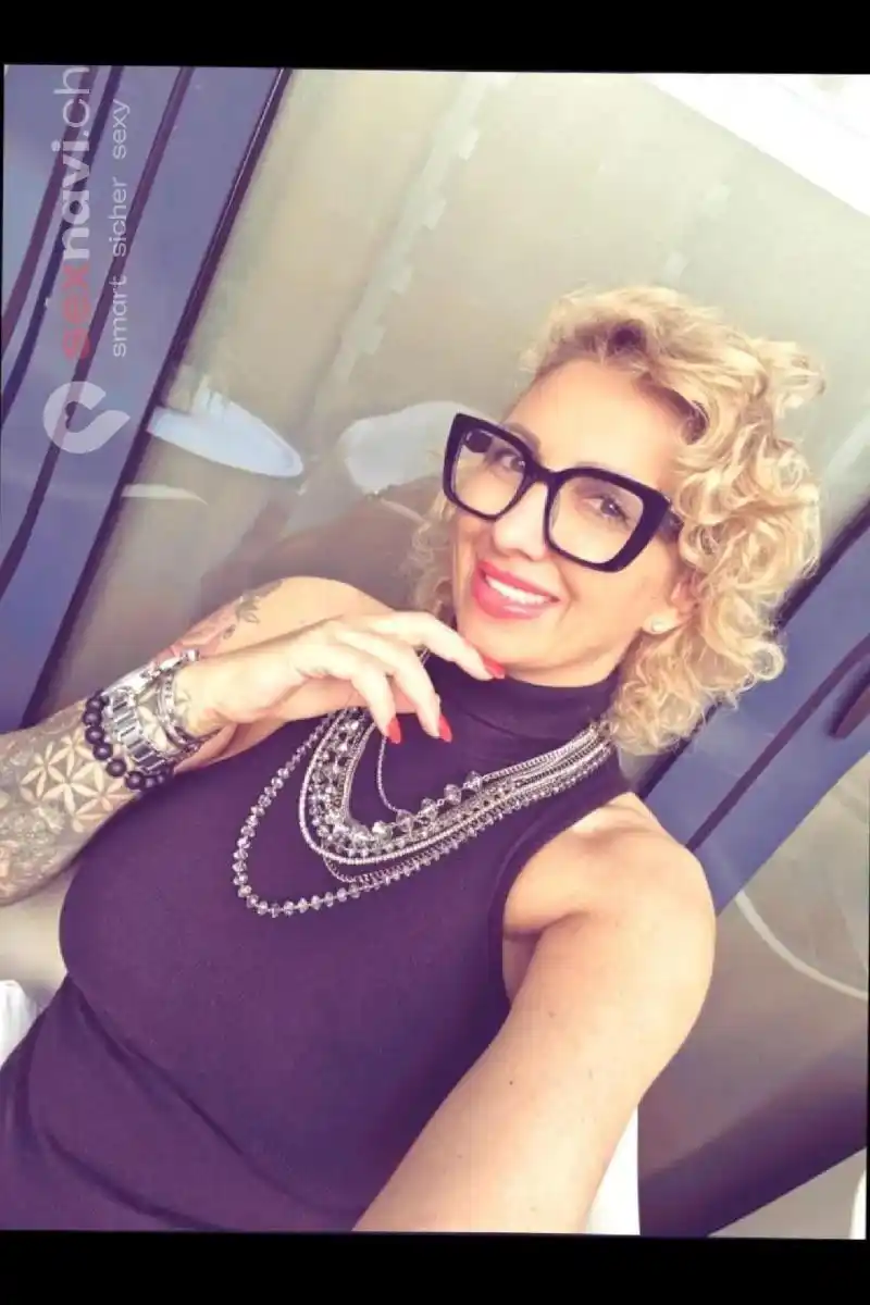 SISSY-SEXY MILF Heissen Girlfriend Sex Zürich Umgebung, Schaffhausen, Zürich Stadt, Schweiz, Thayngen