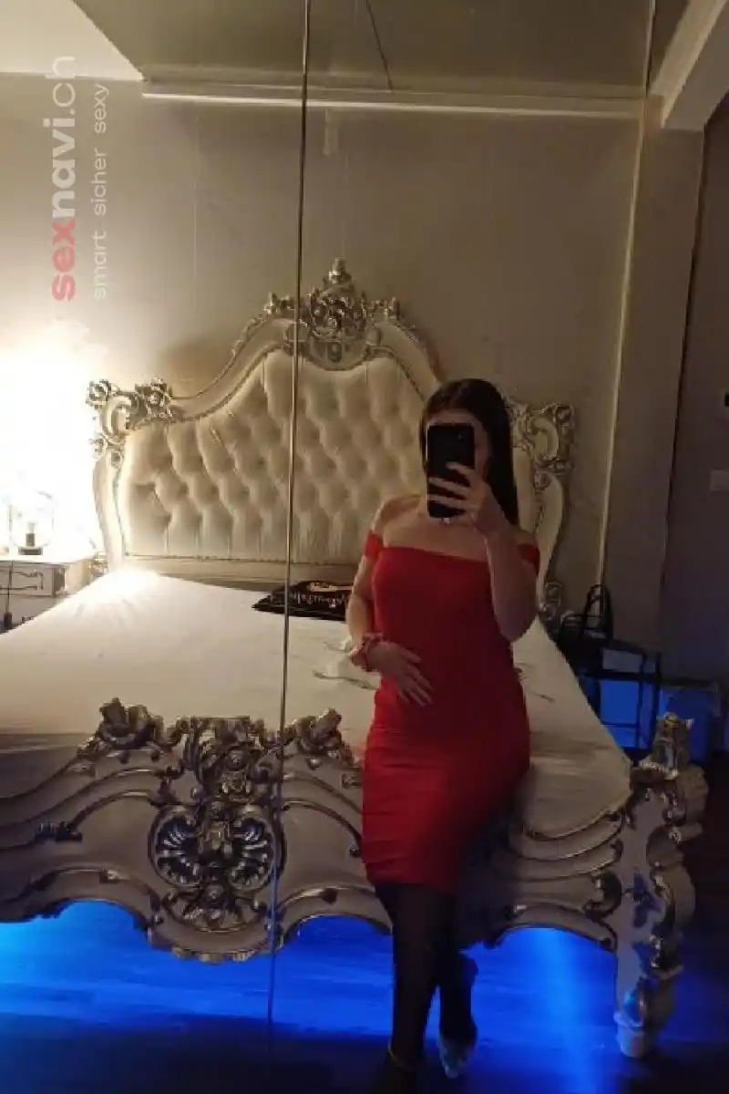 Selena Mattenstrasse 77 Basel, Basel, Schweiz