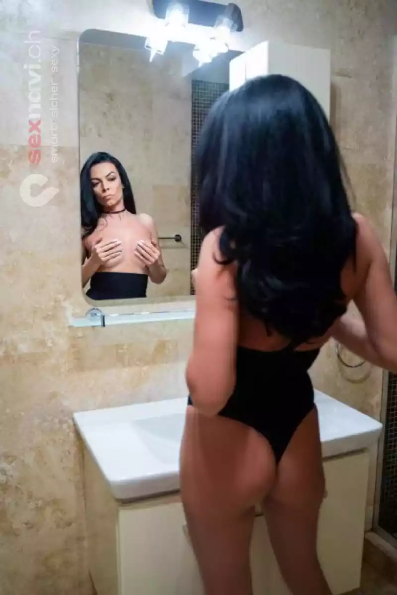 Erika Wie eine Schachtel Pralinen Bern Stadt, Zollikofen, Schweiz, Biel/Bienne - Grenchen, Solothurn