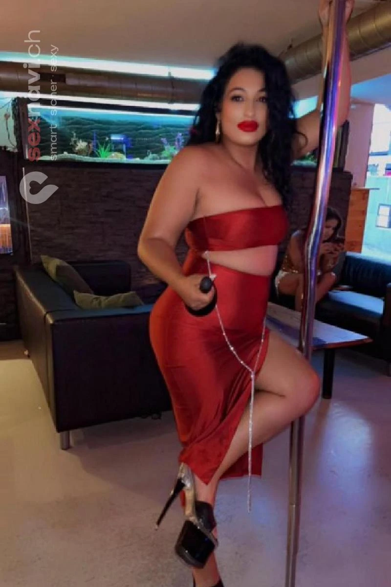 Simina Milf 💢 J&auml;gerbar 💢 Schweiz, Luzern , Seewen SZ, Schwyz