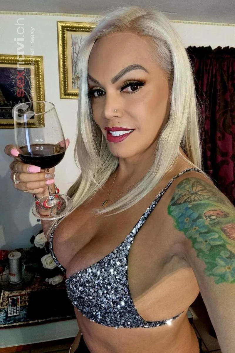Jessica BLOND MILF ANAL SEX &Ouml;sterreich, Schweiz, Biel/Bienne - Grenchen, Yverdon-les-Bains