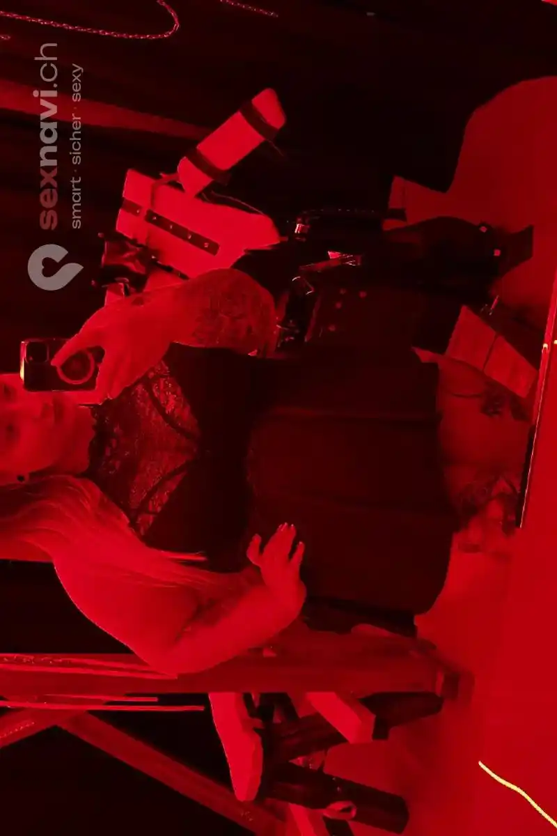 Lady Alexandra Schweizer Fetisch Lady Basel, Aargau, Schweiz, Solothurn, Thun