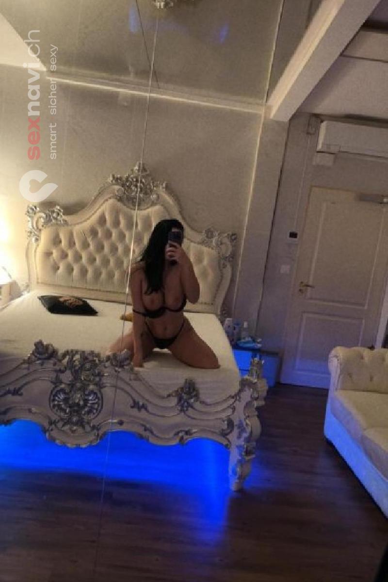 Erika Liebe Deepthroat Basel, Basel, Schweiz