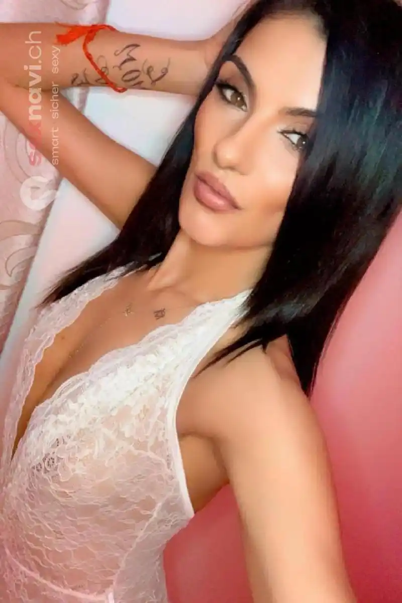 CINDY Schwanzgierig und eng gebaut Z&uuml;rich Umgebung, Schaffhausen, Z&uuml;rich Stadt, Schweiz, Thayngen