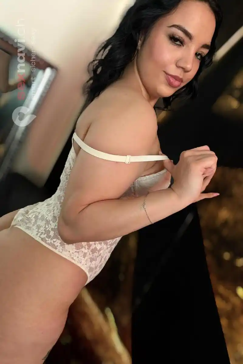 ZOE Rassig+ Brand-Heiss.... Z&uuml;rich Umgebung, Schaffhausen, Z&uuml;rich Stadt, Schweiz, Thayngen