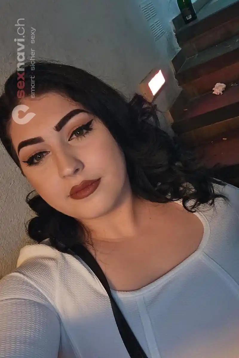 Roxi soon Bern Umgebung, Schweiz, Biel/Bienne - Grenchen, Solothurn