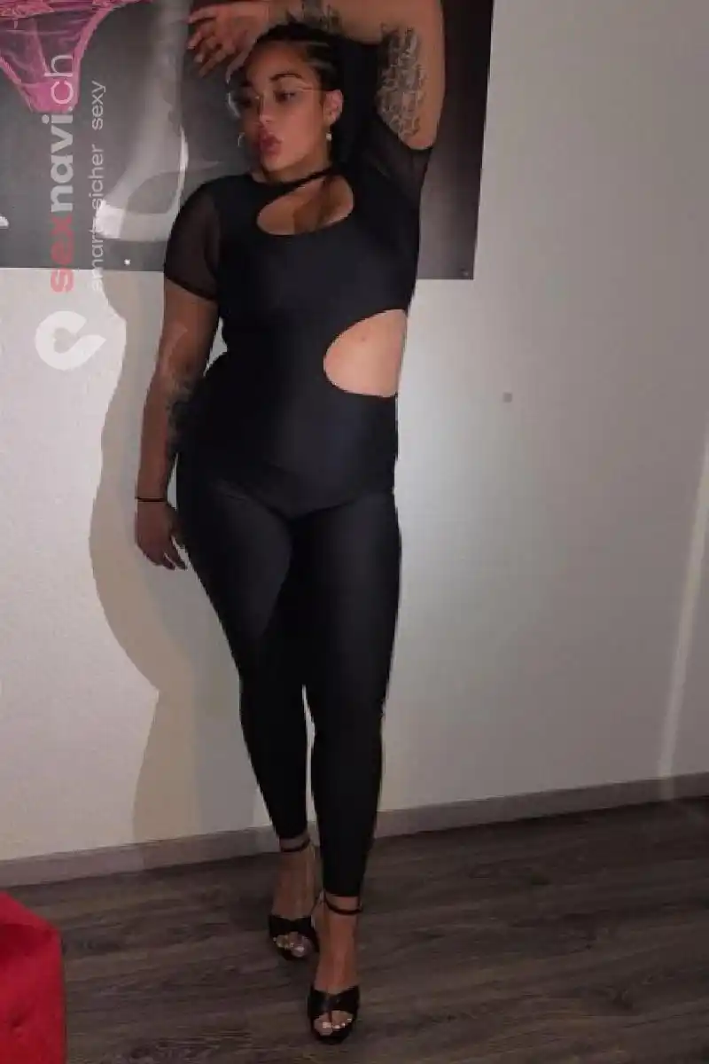 Camilla 🔱🔱   Castello 🔱 🔱 Schweiz, Luzern , Brunnen, Schwyz