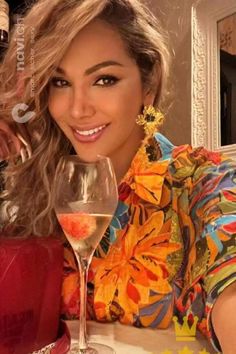 Alma Escobar F&uuml;r vieles verf&uuml;gbar 😘 St.Gallen, Glarus, Graub&uuml;nden, St. Margrethen SG, Schweiz