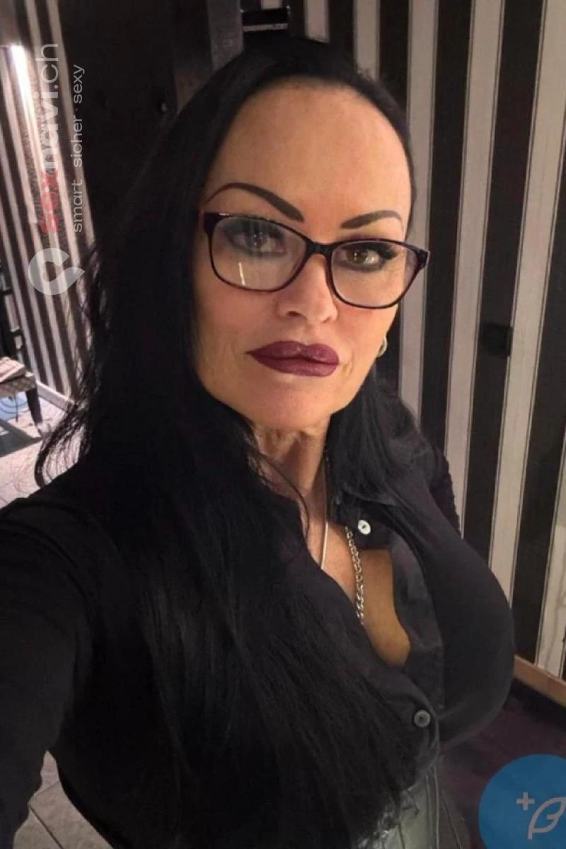 Domina Herrin Liane Zuckerbrot und Peitsche Z&uuml;rich Umgebung, Regensdorf, Schweiz