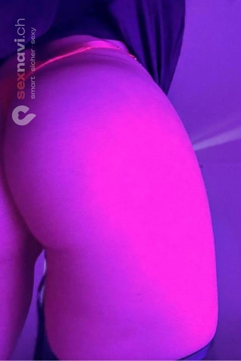 Alya TEEN 18YO REAL CIM FRENCHKISS Jura, Biel/Bienne, Schweiz, Neuchatel / Neuenburg, Fribourg / Freiburg