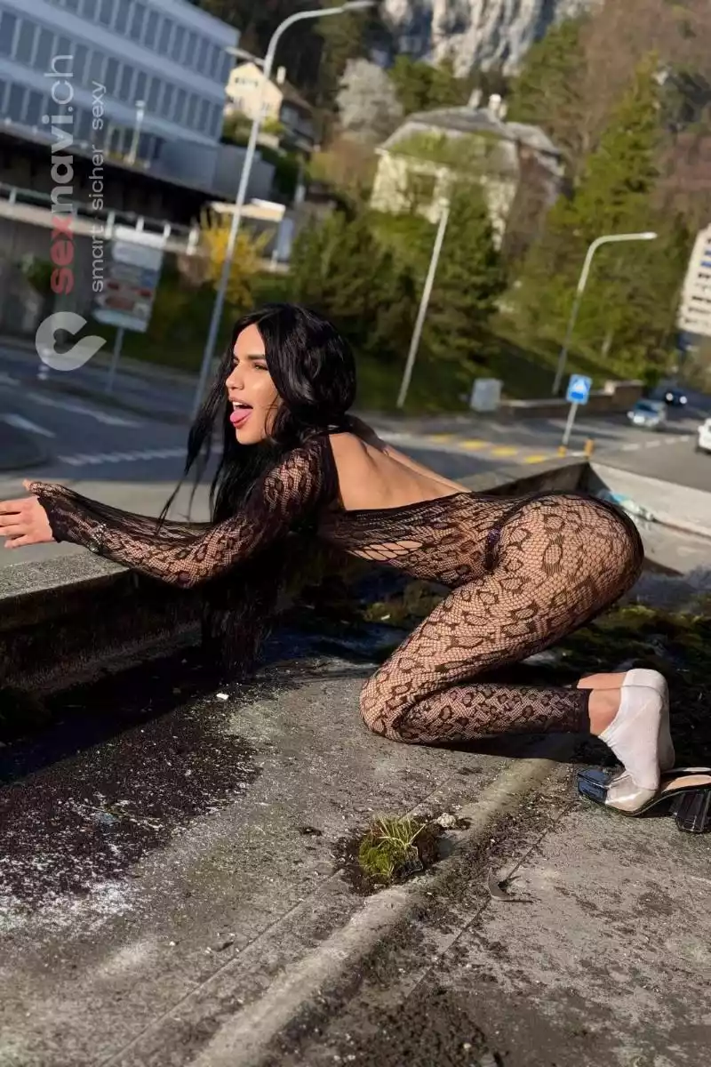 TS Anissa TRANS SKINNY TEEN 18CM Jura, Schweiz, Neuchatel / Neuenburg, La Chaux-de-Fonds, Fribourg / Freiburg