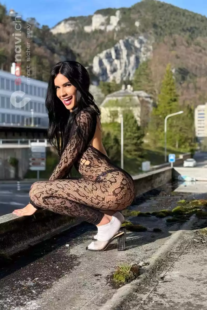 TS Anissa TRANS SKINNY TEEN 18CM Jura, Schweiz, Neuchatel / Neuenburg, La Chaux-de-Fonds, Fribourg / Freiburg