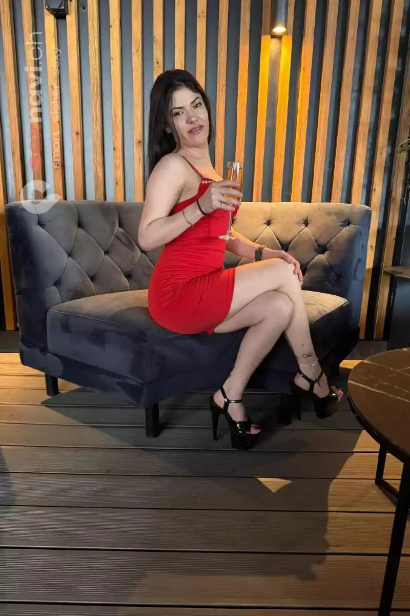 ANAYS Ab 12:00 Zug, Schweiz, Luzern , Schwyz, K&uuml;ssnacht am Rigi