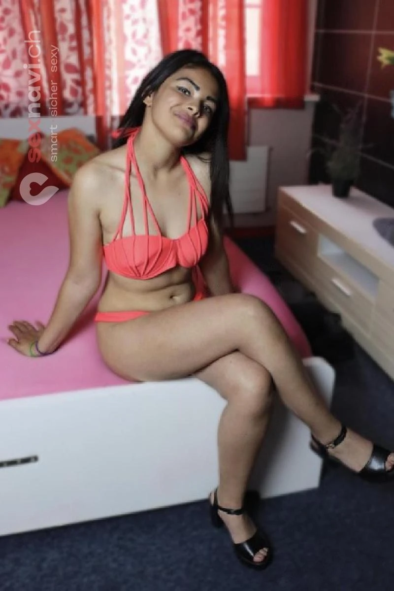 Loretta Super Sexy xxx Teeny St.Gallen, &Ouml;sterreich, Thurgau, Schweiz, M&uuml;llheim Dorf