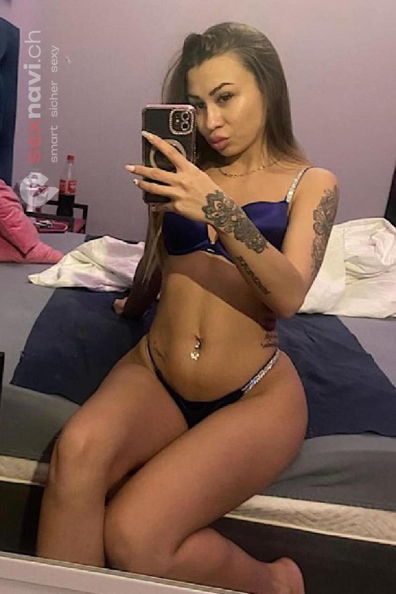 LAURA FICK-TEENIE mit Top-Body... Basel, Basel, Schweiz