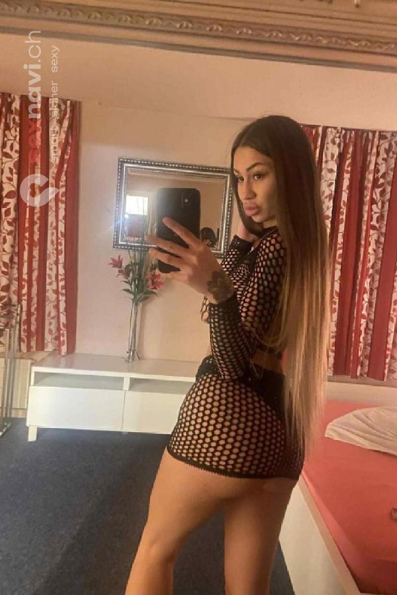 LAURA FICK-TEENIE mit Top-Body... Basel, Basel, Schweiz