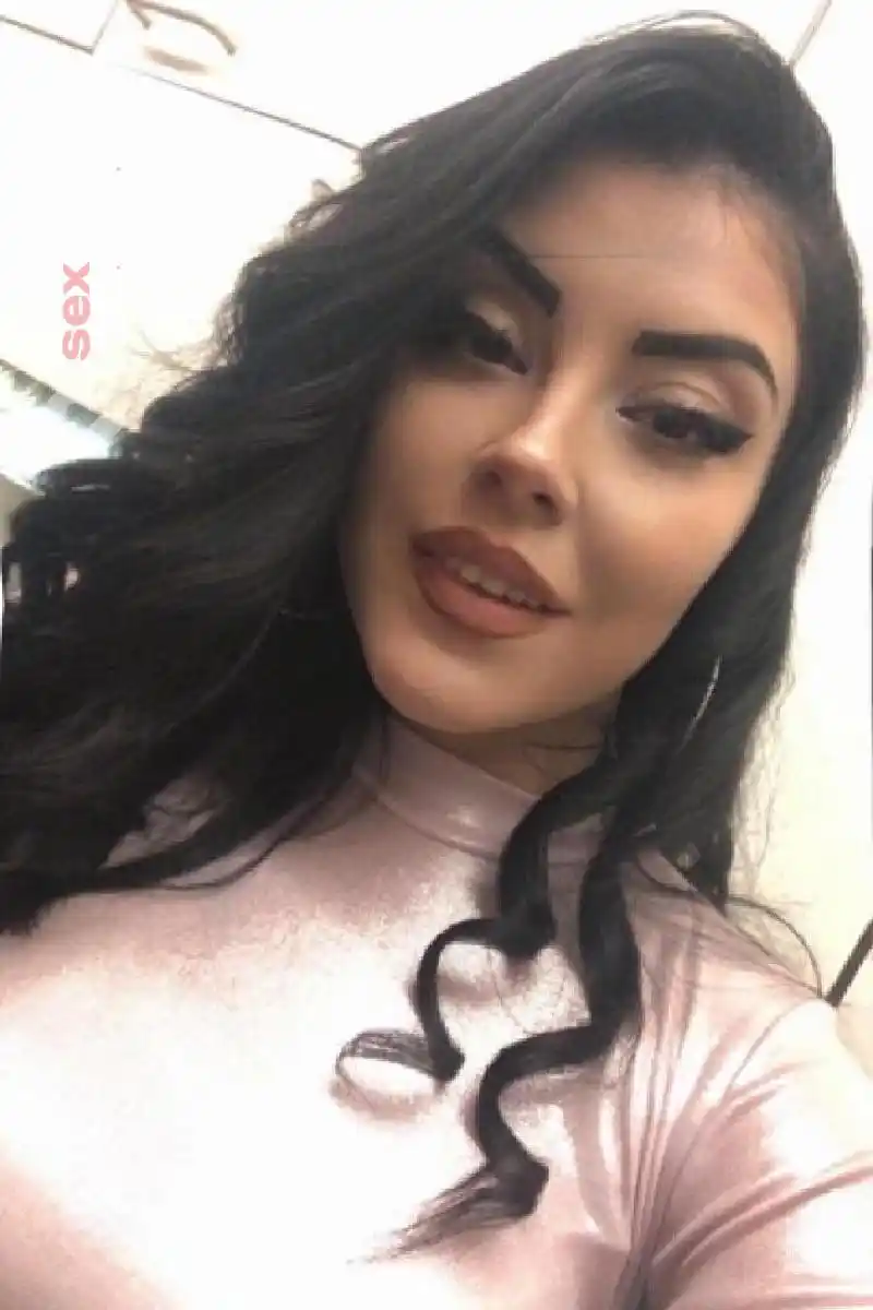 AMIRA Heiss und unersättlich... Basel, Basel, Schweiz