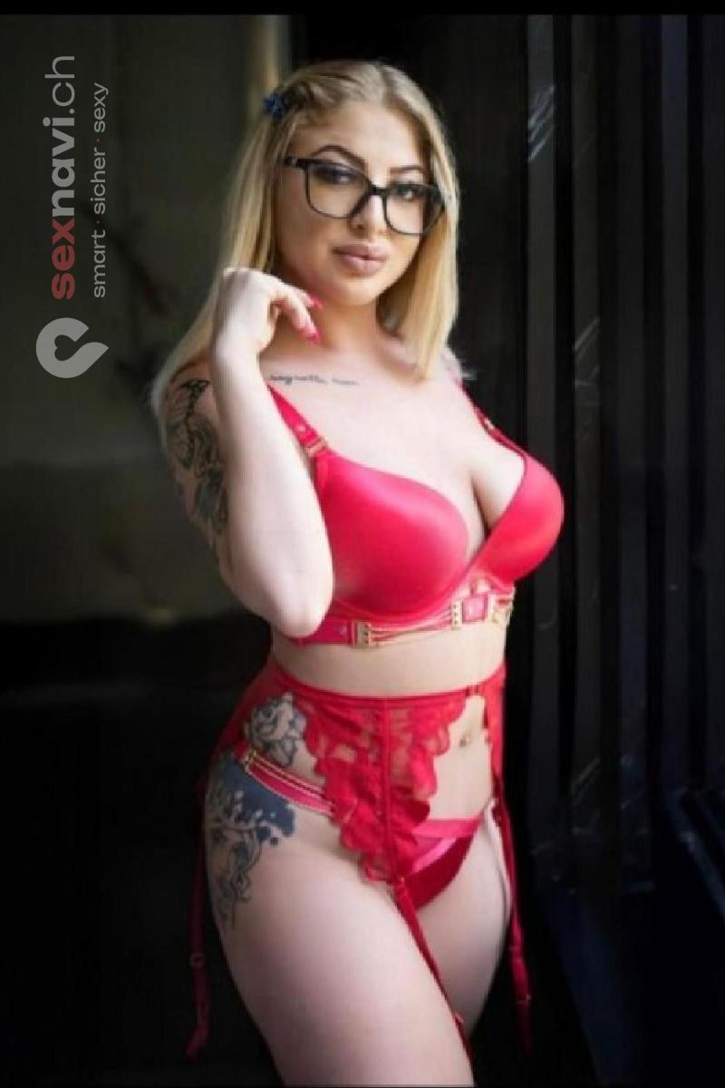 Maya 100% versaut Basel, Basel, Deutschland, Schweiz