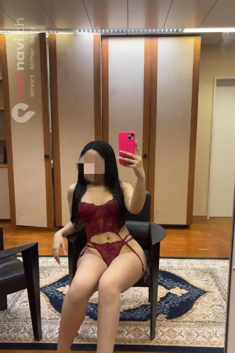 Elena 100%Muschi Piercing St.Gallen, Zürich Umgebung, Thurgau, Abtwil SG, Schweiz