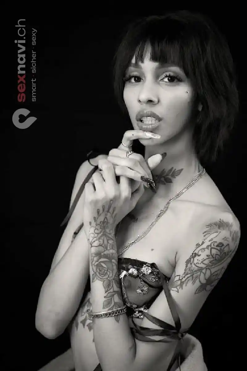 JASMINE  -ES- Spanisches FICK-Model... Basel, Basel, Schweiz