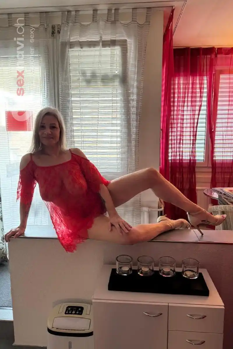 CH-Vreni Bewegliche ANAL-Liebhaberin! Zürich Umgebung, Bassersdorf, Zürich Stadt, Schweiz