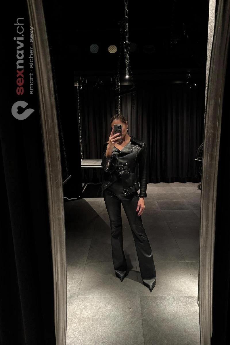 Lady Diyosa deutsche erfahrene Domina Z&uuml;rich Umgebung, Z&uuml;rich Stadt, Aargau, Hindelbank, Schweiz