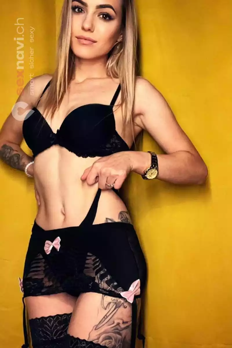 Nikole TEEN TEEN ANAL SEX Jura, Moutier, Schweiz, Biel/Bienne - Grenchen, Solothurn