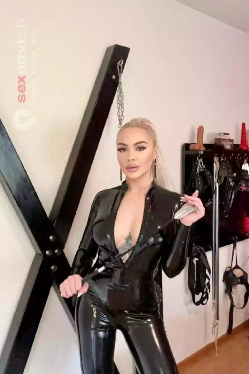 Angie Hot and juicy Bern Stadt, Bern Umgebung, Zollikofen, Schweiz, Biel/Bienne - Grenchen