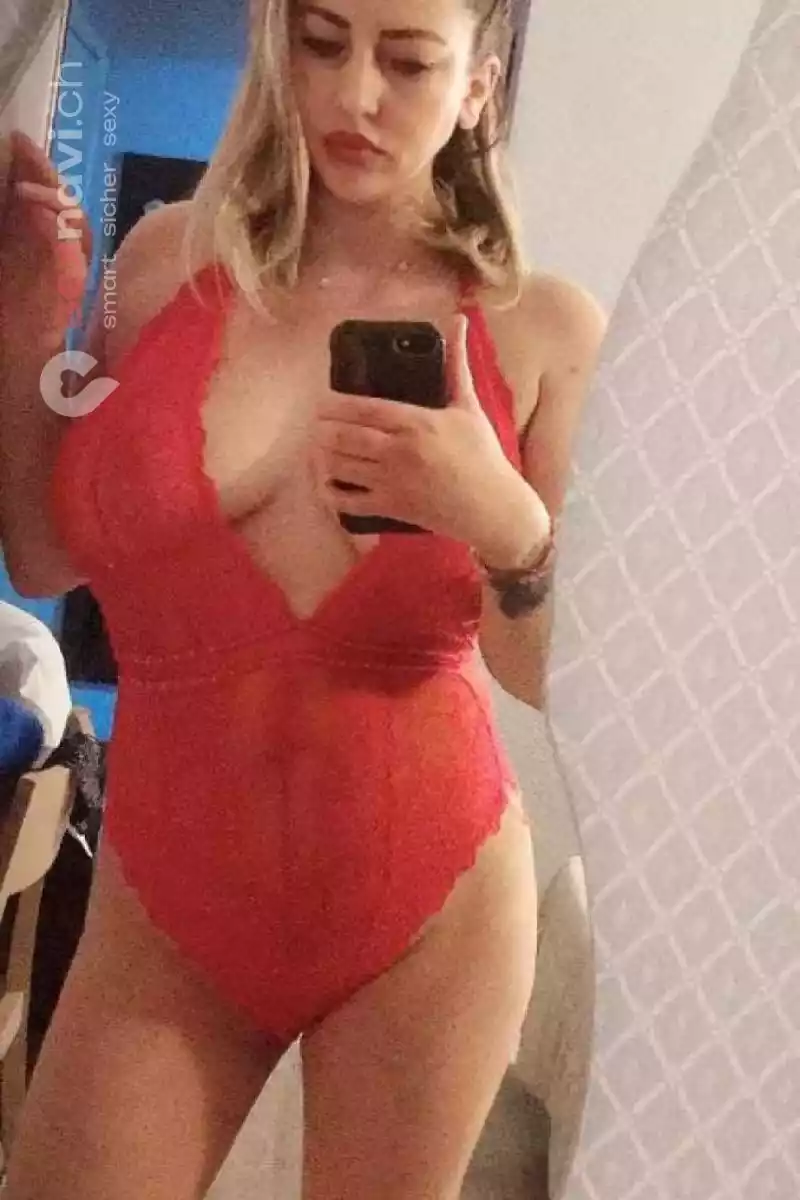 Maria MILF COME IN FACE Waadt, Schweiz, Neuchatel / Neuenburg, Yverdon-les-Bains, Fribourg / Freiburg