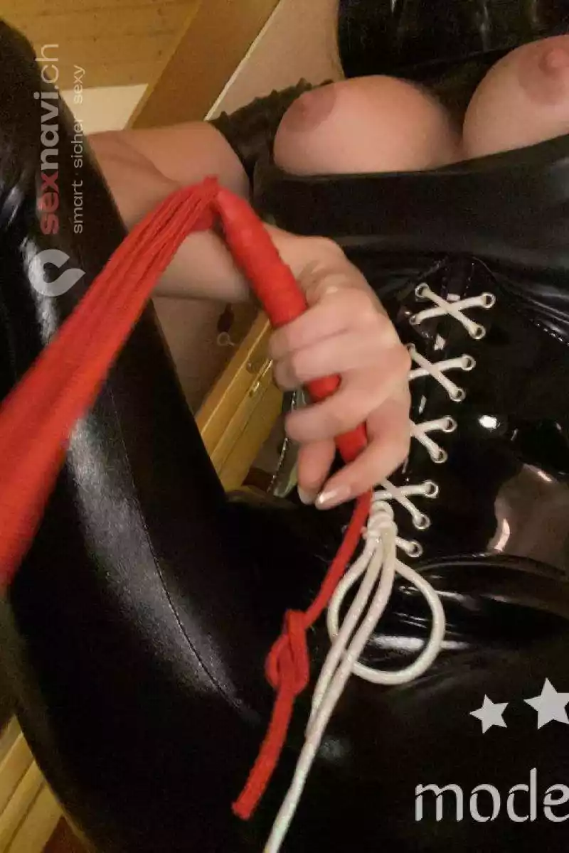 Mia Dominante Studentin Z&uuml;rich Umgebung, Schweiz, Ebikon, Luzern , Schwyz