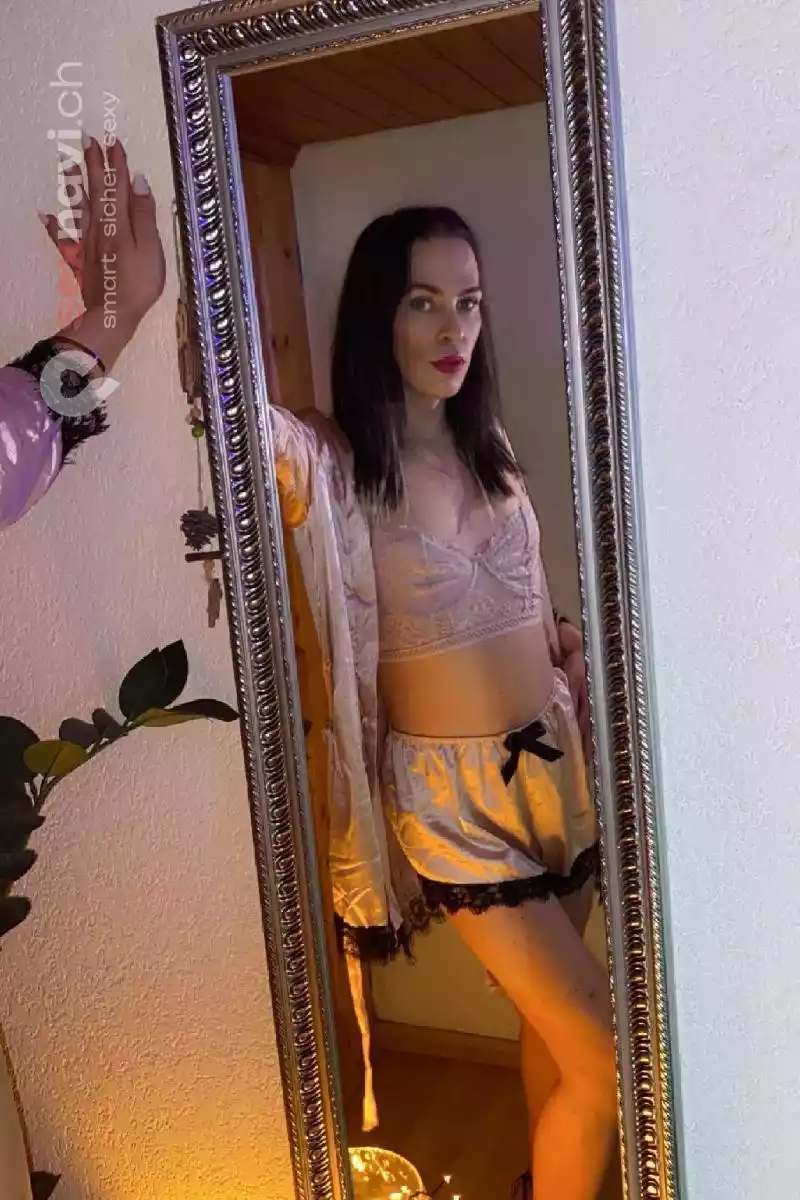 Ts Ella 19 cm feminin, aktiv-passiv Schweiz, Luzern , Eschenbach LU