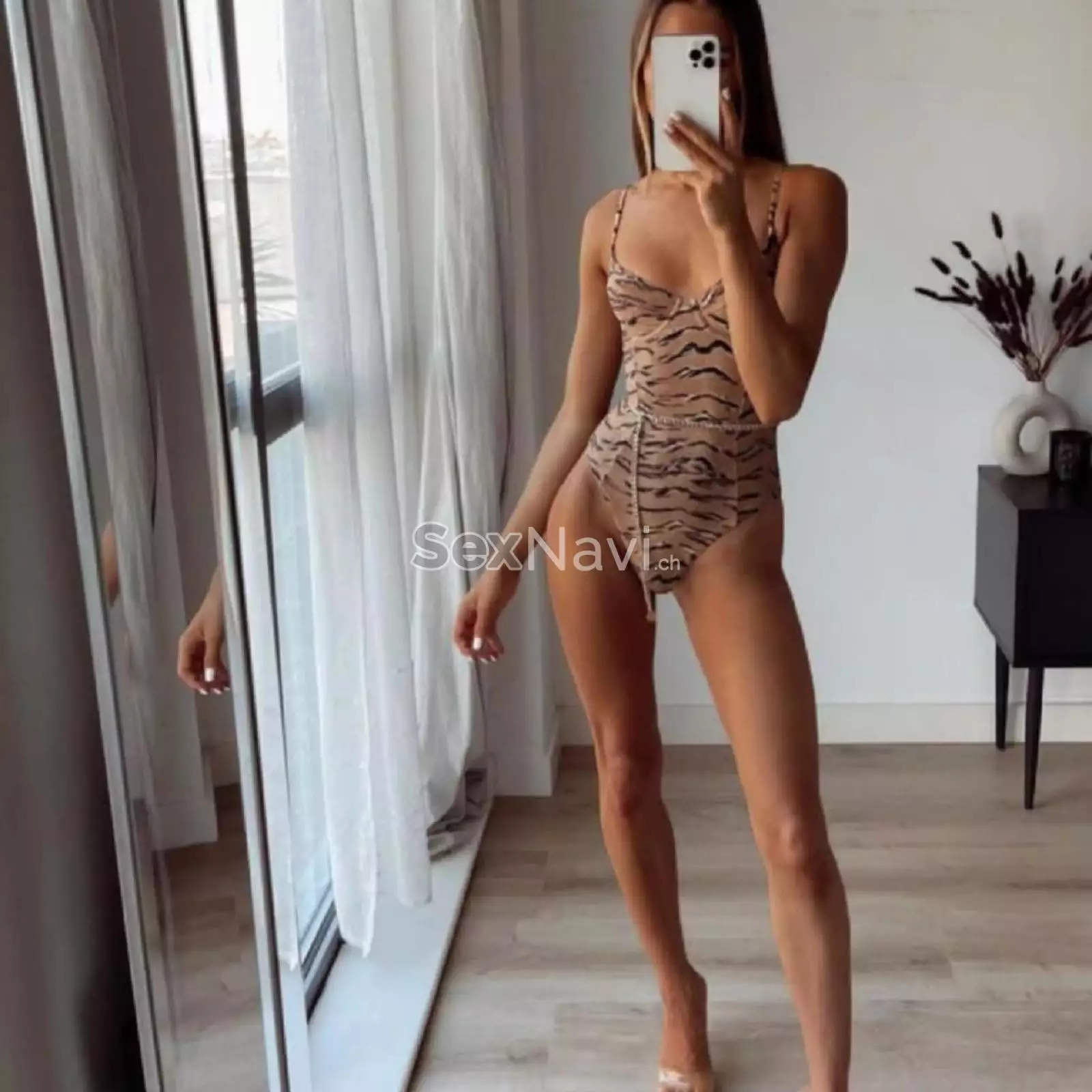 Lola 🔥 jung-heiss-Top-Body 🍑 Zürich Umgebung, Zug, Zug, Schweiz, Luzern